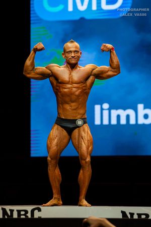 СLASSIC PHYSIQUE 173